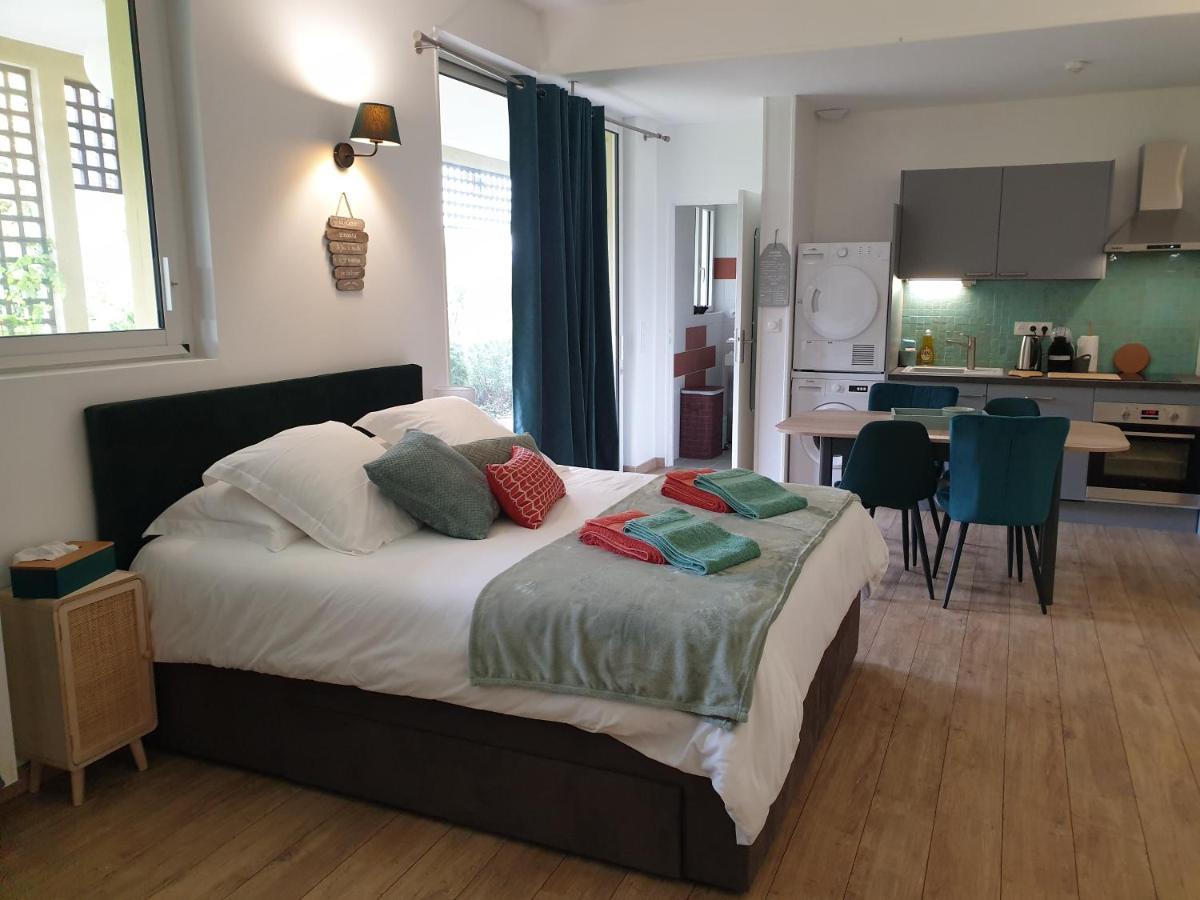Chateau De Surville Surville  Ngoại thất bức ảnh