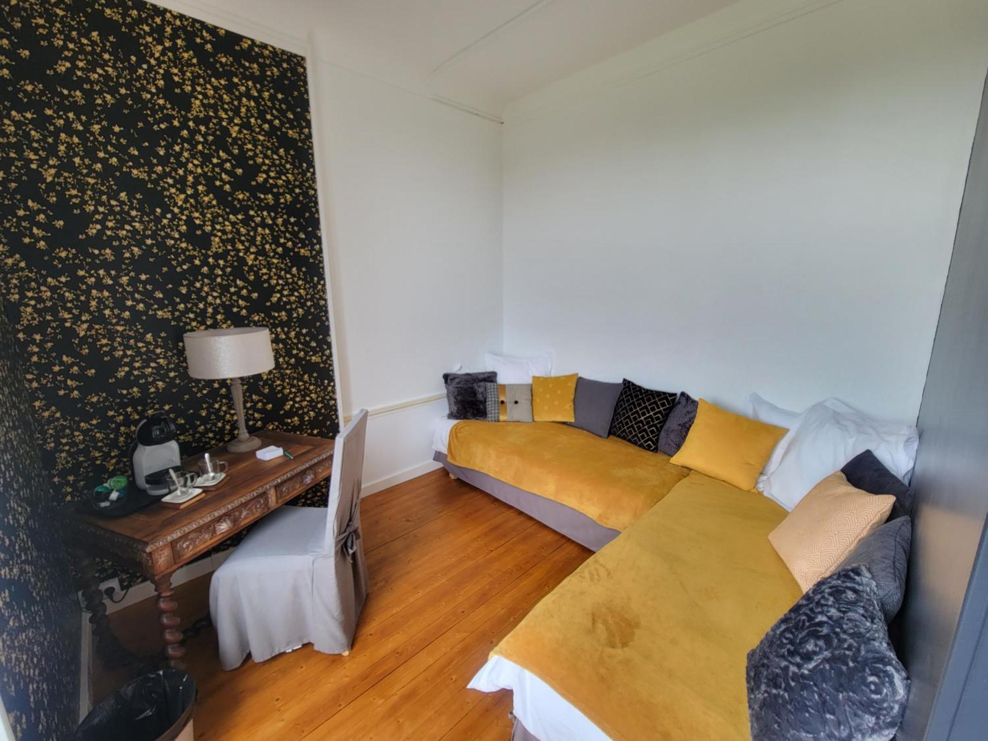 Chateau De Surville Surville  Phòng bức ảnh